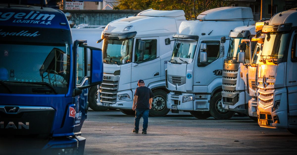 Tipos de Contrato para Chofer de Transporte de Carga en México: Cláusulas Clave y Obligaciones