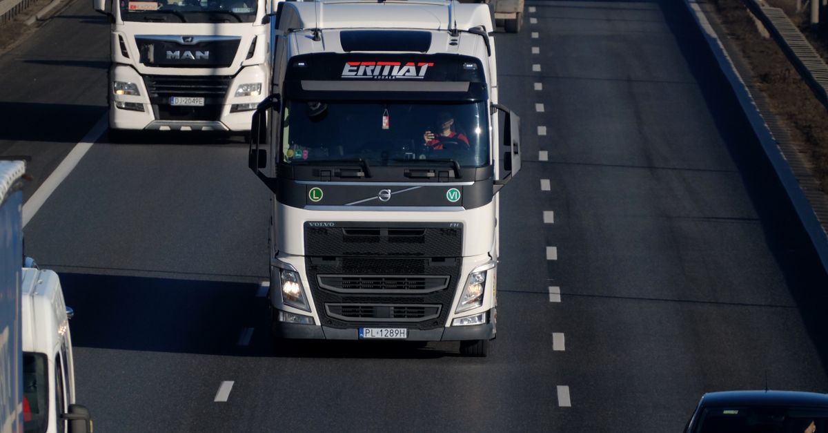 Derechos Laborales del Chofer de Transporte de Carga en México: Lo que Todo Operador Debe Saber